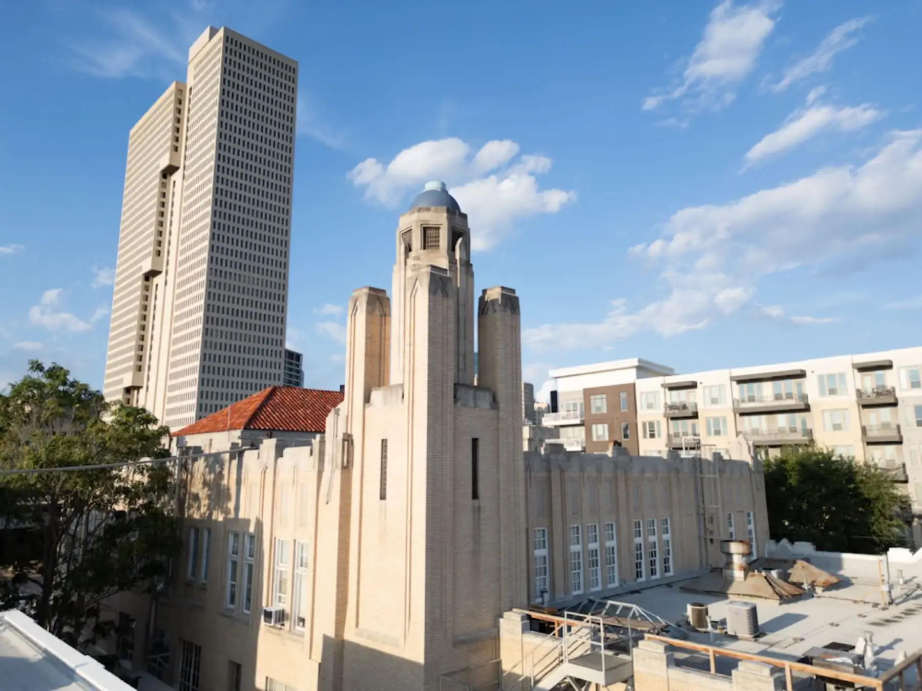 Art Deco tower of Fort Worth Fire Station No. 2 against the downtown skyline