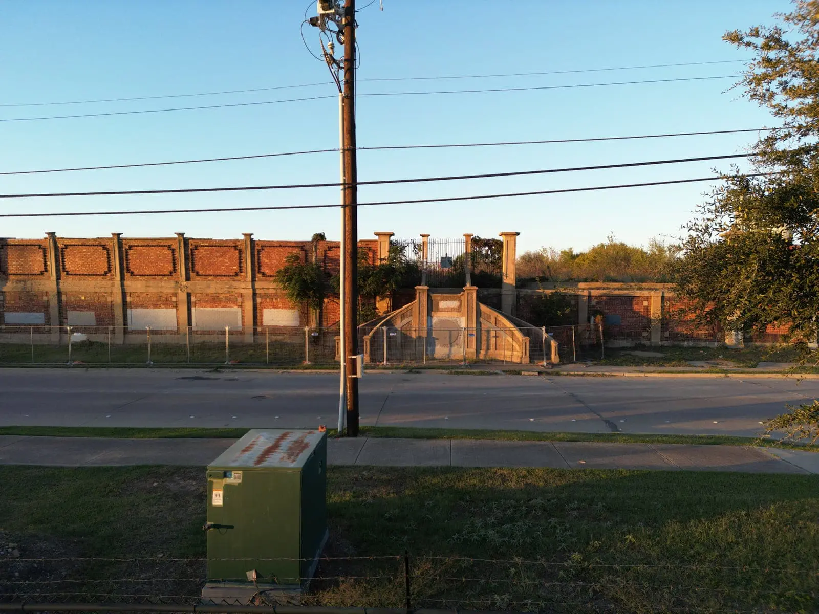 Surviving exterior of the former Swift and Company complex in Fort Worth